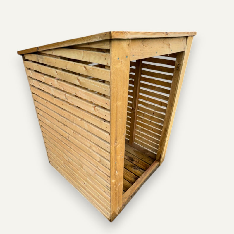 Load image into Gallery viewer, The Bingley Fencing Reduced Single Log Store with Felt Roof features slatted sides, a solid sloped roof with felt, an open front, and pressure treatment for durability, shown against a plain white background.