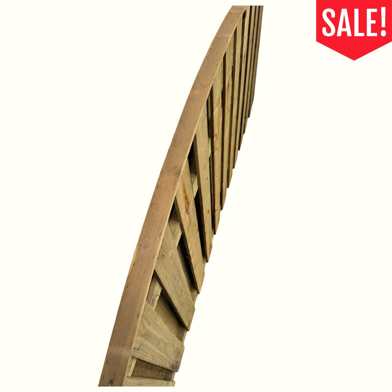 Load image into Gallery viewer, **Reduced** Arched Paling Fence Panel 1830mm(w) x 910mm (h)
