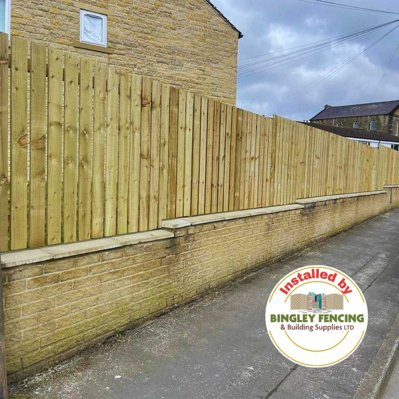 Load image into Gallery viewer, Paling Fence Panels - Single Sided - 1&quot; Gaps- Flat Top &amp; Arched Top
